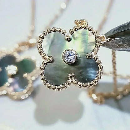 [⭐Shinejoy]CLOVER 15MM DIAMOND AND MOTHER-OF-GREY NECKLACE