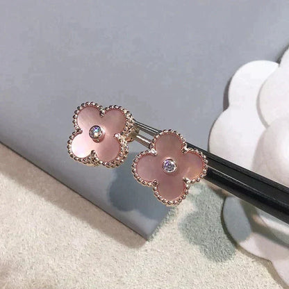 [⭐Shinejoy]CLOVER MEDIUM 1 MOTIFS  PINK MOP DIAMOND EARRINGS