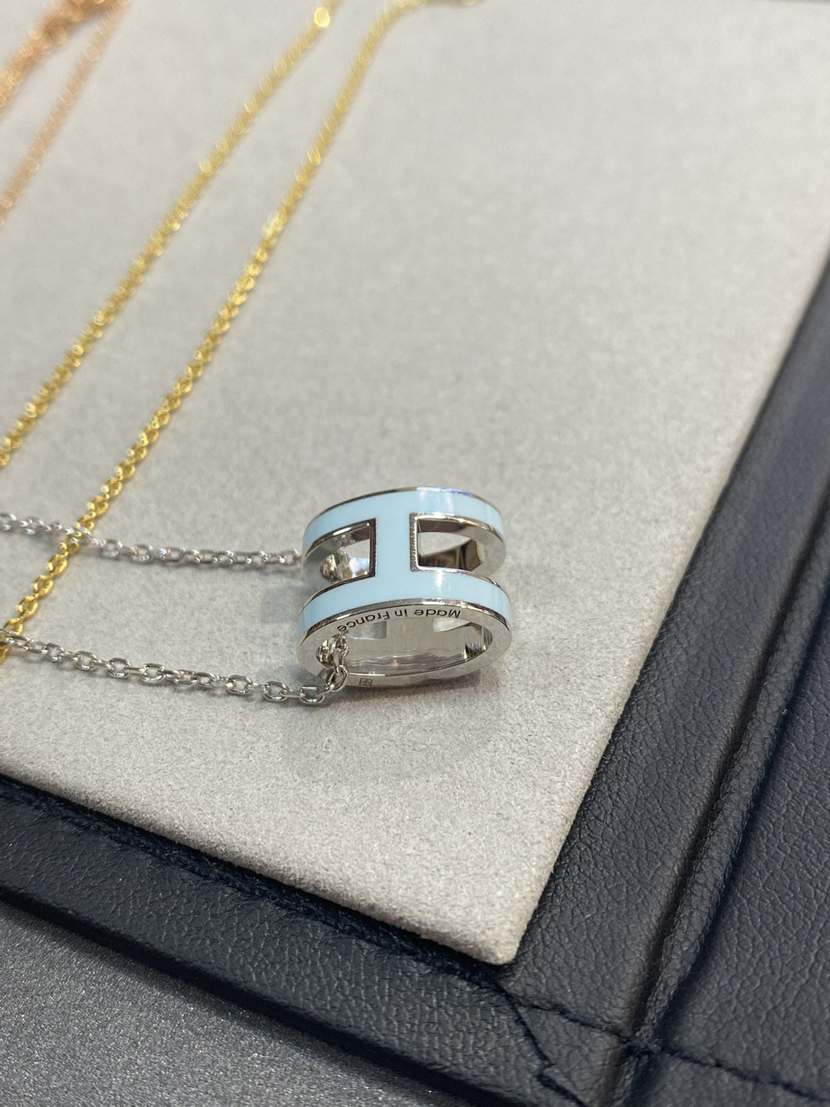 [⭐Shinejoy]POP H LIGHT BLUE NECKLACE