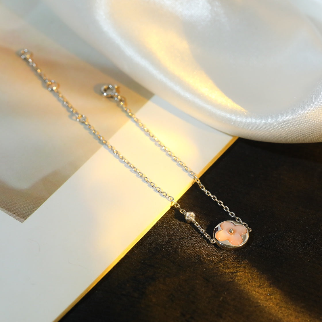 [⭐Shinejoy]SUN MOTIF PINK MOP SILVER BRACELET