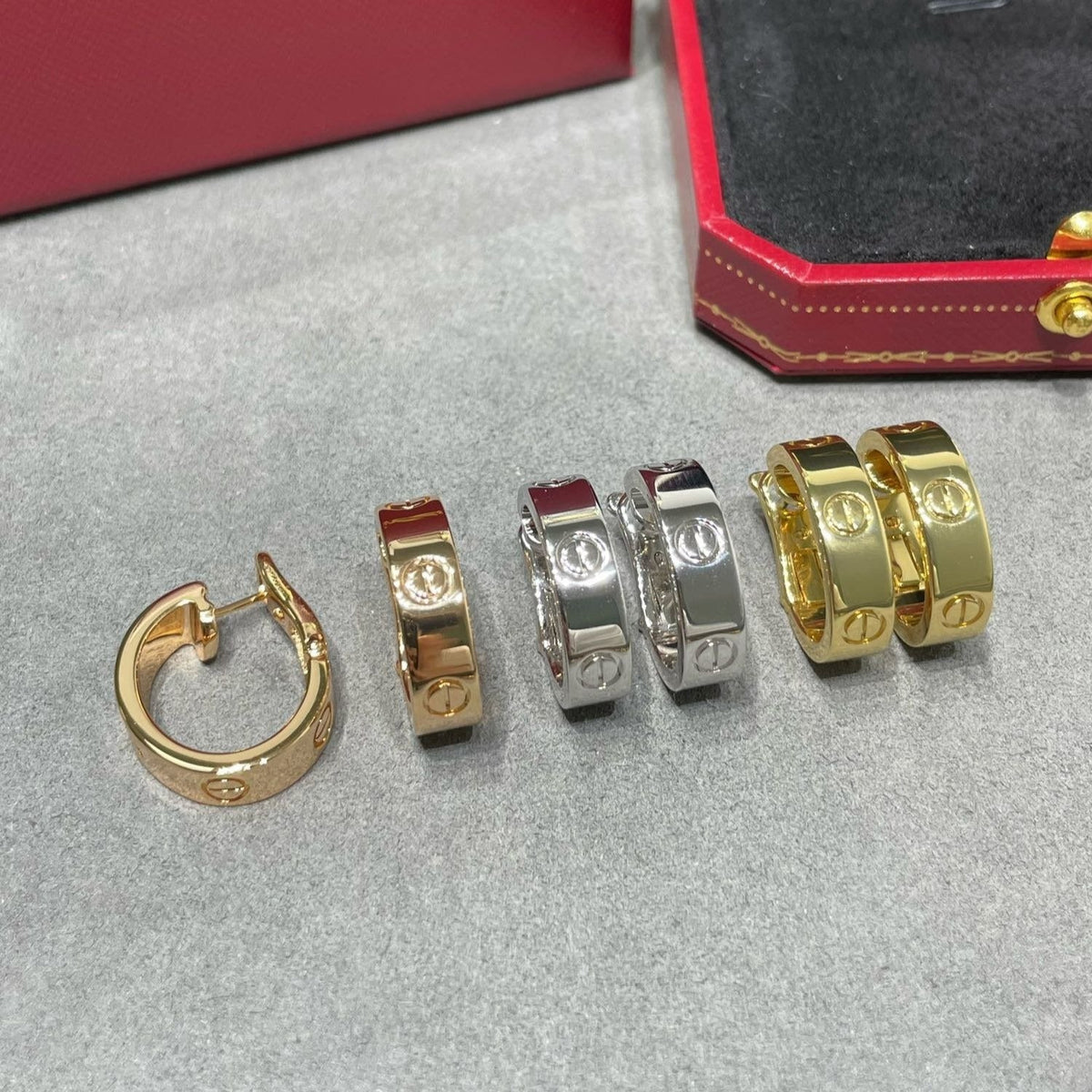 [⭐Shinejoy]LOVE 5.5MM ピアス