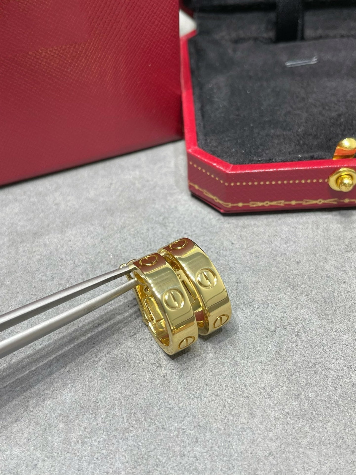 [⭐Shinejoy]LOVE 5.5MM ピアス