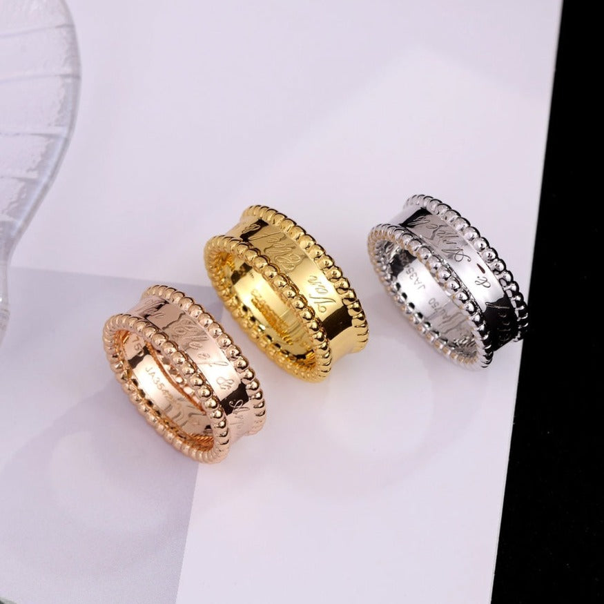 {
  "[⭐Shinejoy]PERLEE SIGNATURE RING": "[⭐Shinejoy]ペルレ シグネチャー リング"
}