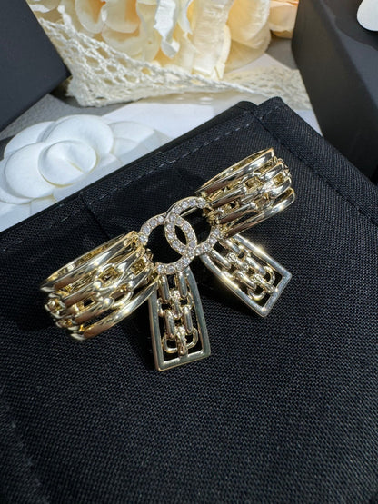 [⭐Shinejoy]25K Hollow Bow Brooch