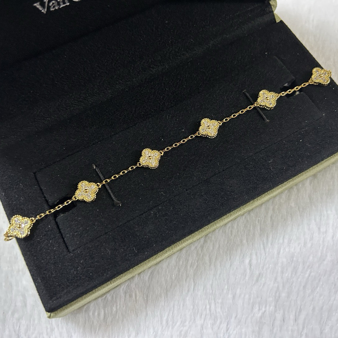 [⭐Shinejoy]CLOVER 6 MOTIF DIAMOND BRACELET