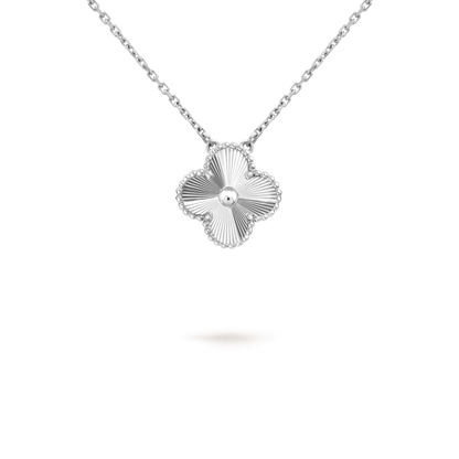 [⭐Shinejoy]CLOVER 15MM LASER NECKLACE SILVER