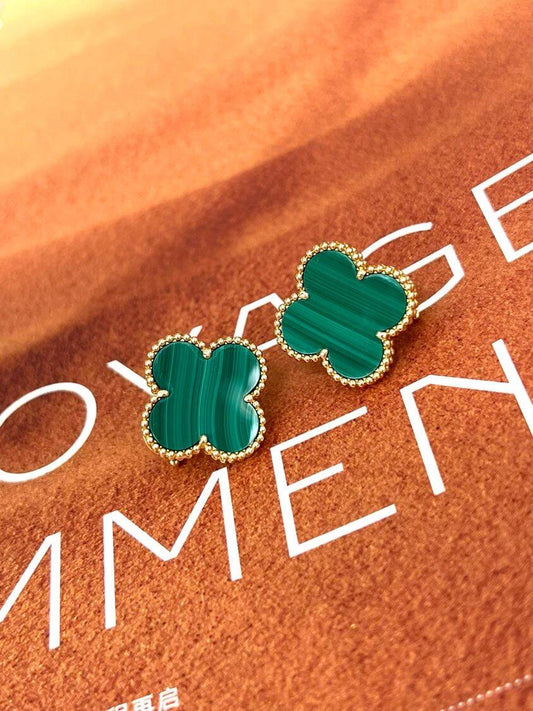[⭐Shinejoy] CLOVER LARGE (20mm) 1 MOTIFS GREENER MOP STUD EARRINGS