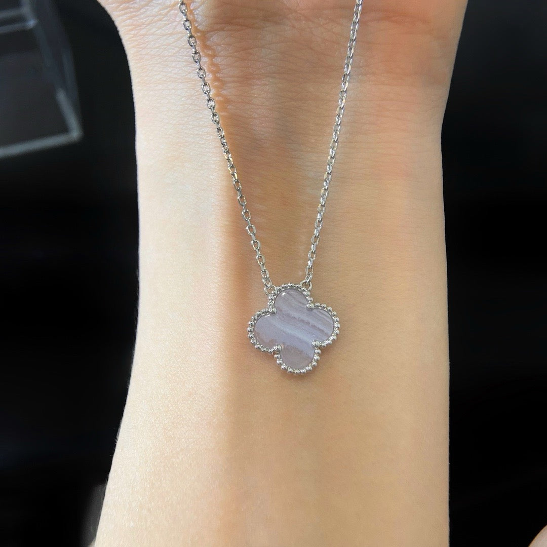 [⭐Shinejoy]クローバー 15mm ブルーカルセドニー ネックレス シルバー