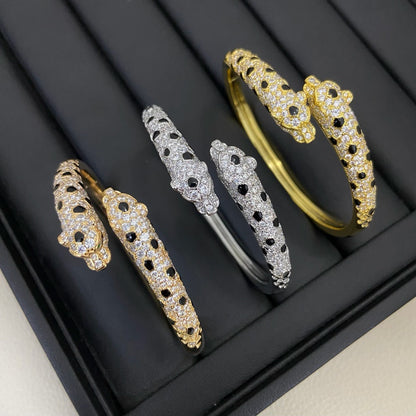 {
  "[⭐Shinejoy]PANTHERE DOUBLE HEADED HALF DIAMOND OPEN BRACELET": "[⭐Shinejoy]パンテール ダブルヘッド ハーフダイヤモンド オープンブレスレット"
}