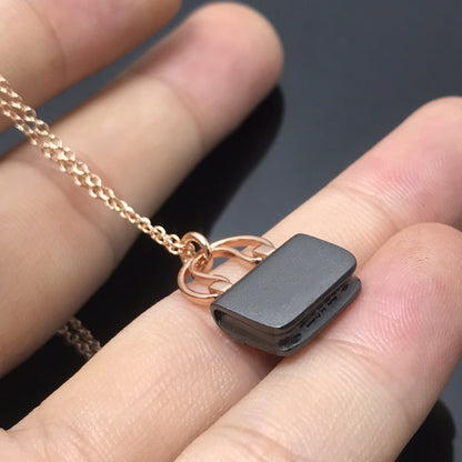 [⭐Shinejoy]WOMEN'S HM AMULETTES CONSTANCE PENDANT NECKLACE