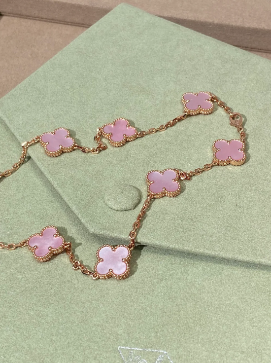 [⭐Shinejoy Jewellery] 10枚のクローバーデザインのピンクネックレス