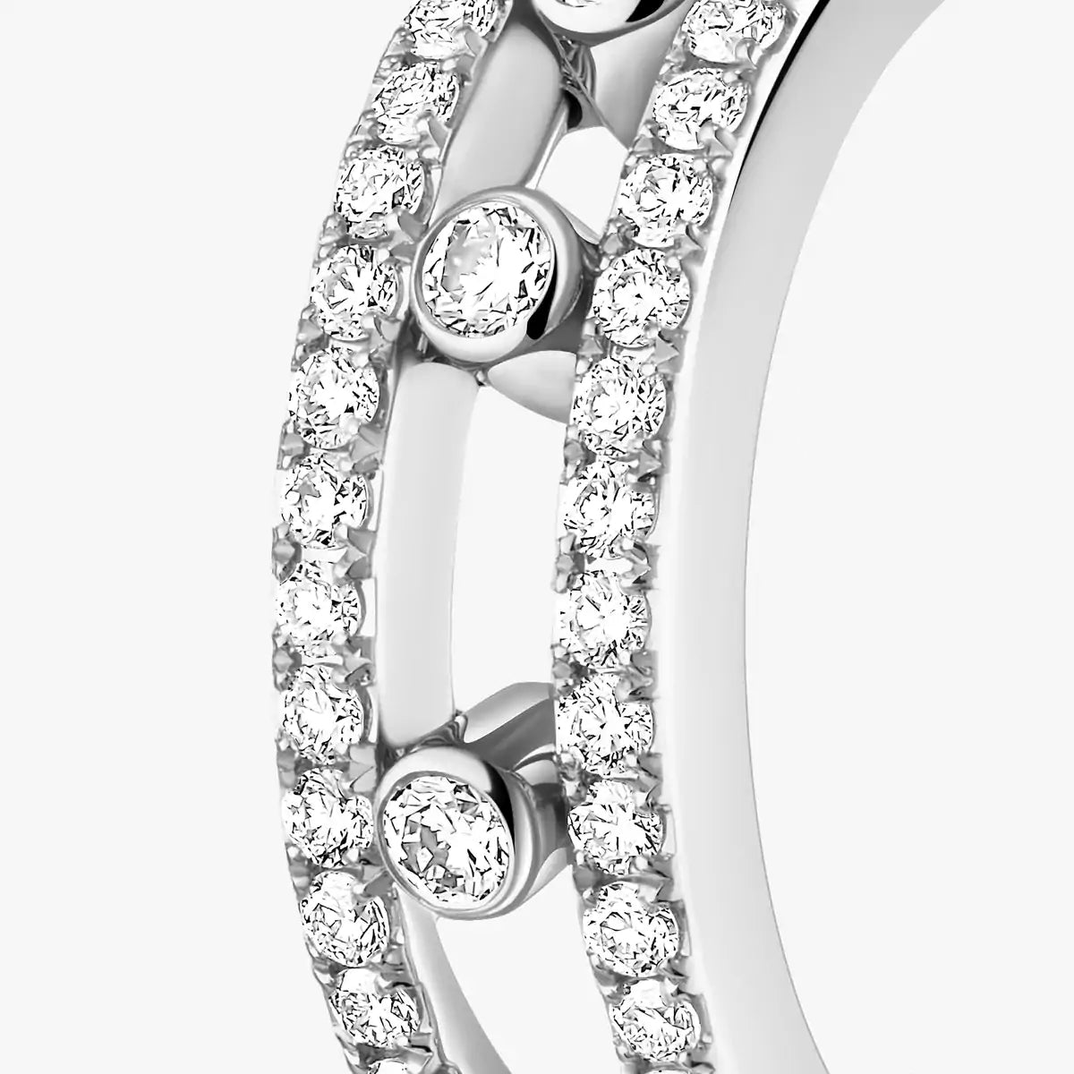 {
  "[⭐Shinejoy]Diamond Pave_ Hoop Earrings Move": "[⭐Shinejoy]ダイヤモンド パヴェ フープピアス Move"
}