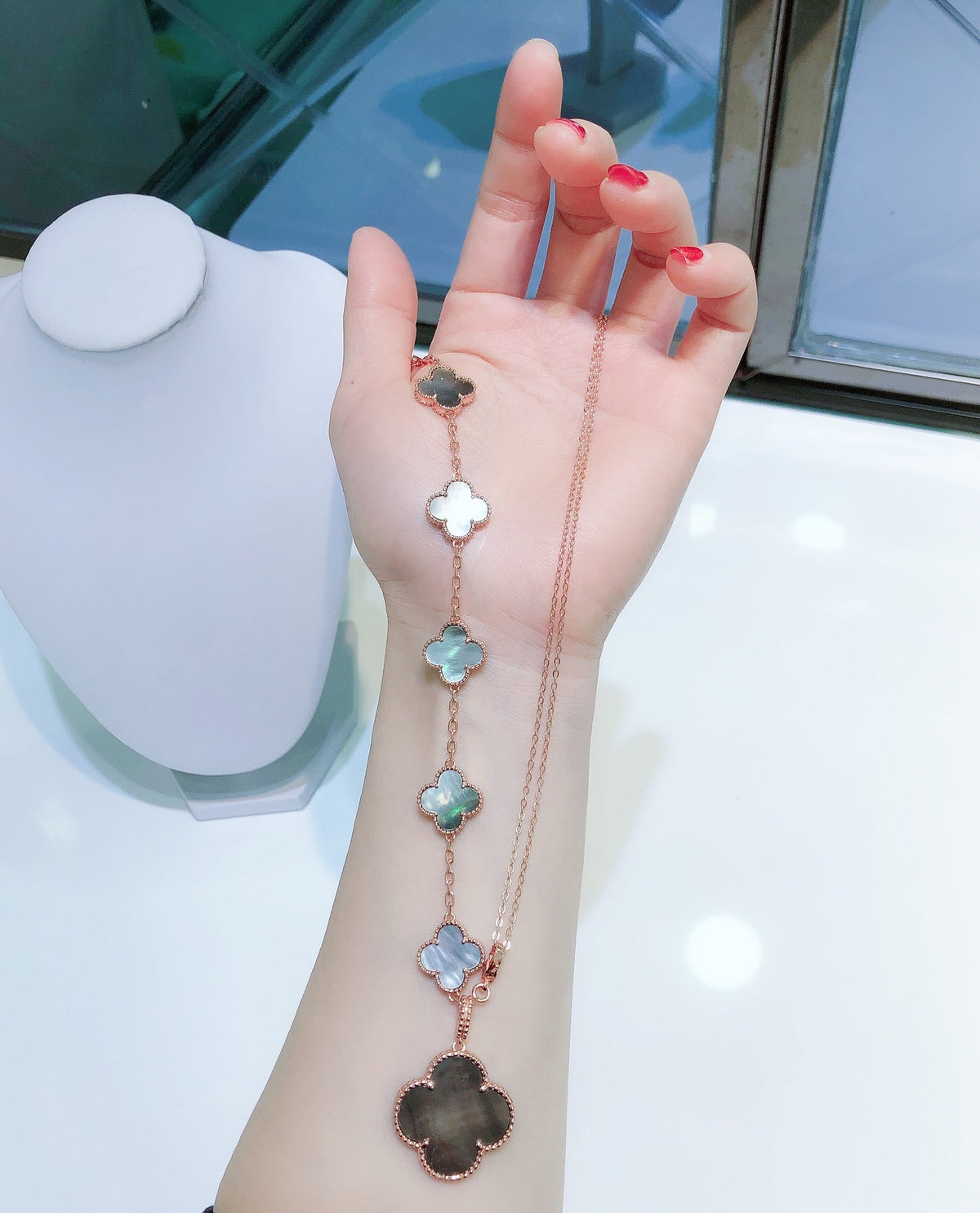 [⭐Shinejoy] 5モチーフ コンビネーションブレスレット＆ネックレス ダークマザーオブパール ローズゴールド